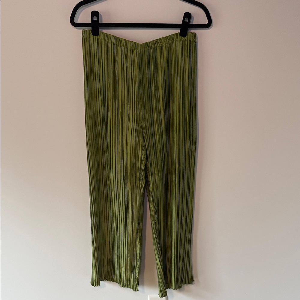 cult gaia Olive Green Pleated Ankle Pants